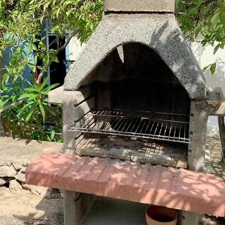 Maison Bord De *