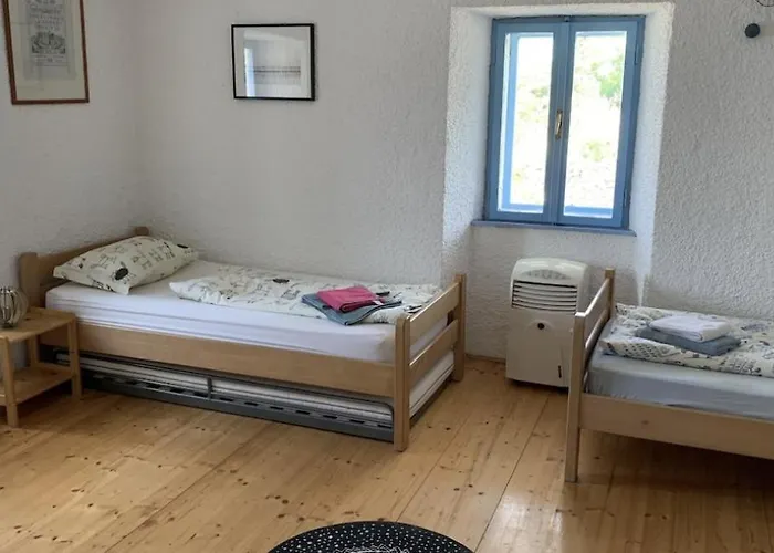 Maison Bord De Hébergement de vacances